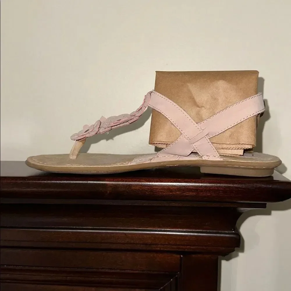 BOC 9 Blush Pink Soft Tan Footbed Faux Leather Flat Floral Strap Sandals